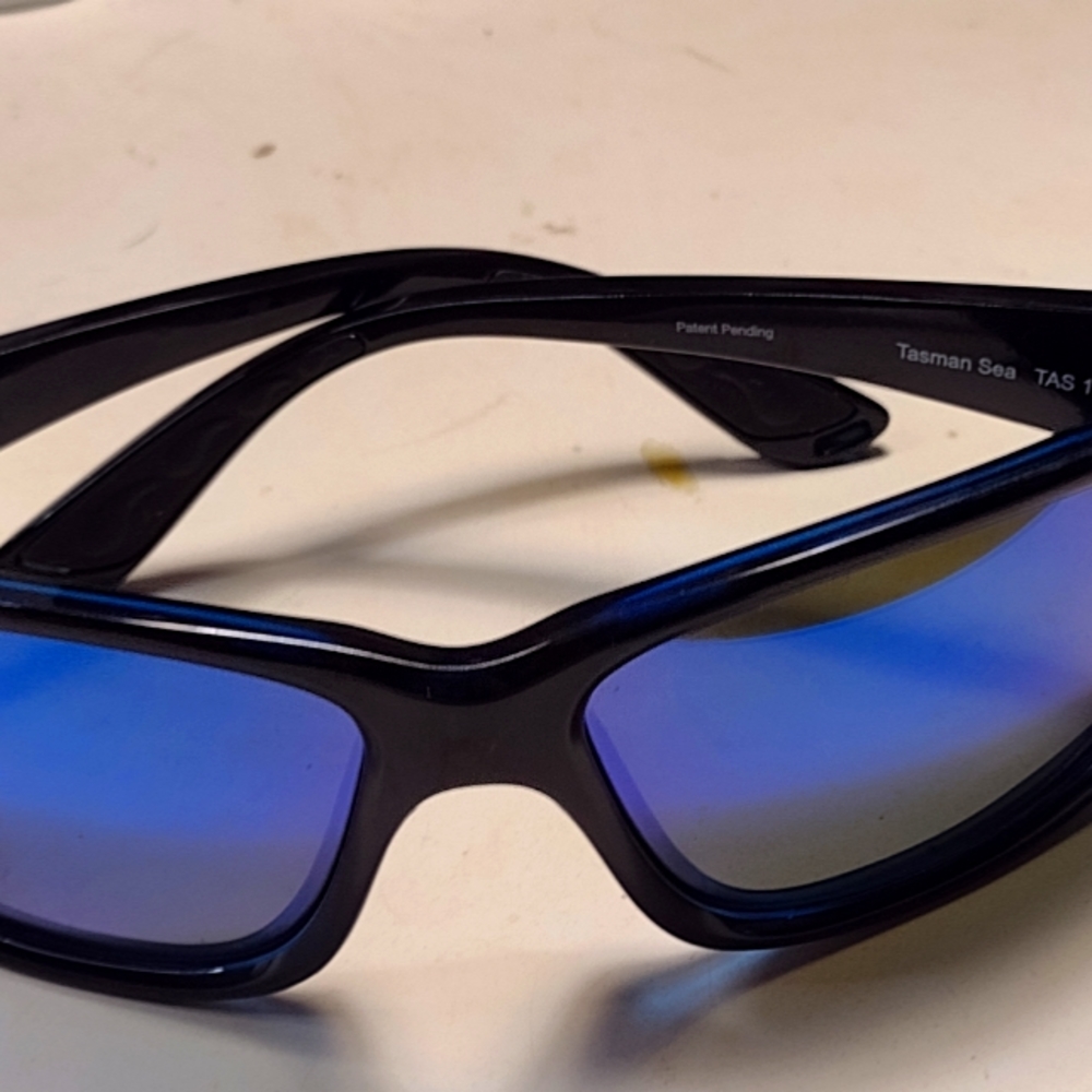 Costa Tasman Sea excellent condition, worn twice no scratches